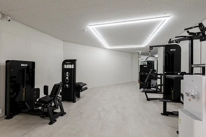 헬스PT샵 인테리어 맑고 화사한 인테리어 시공사진 76
